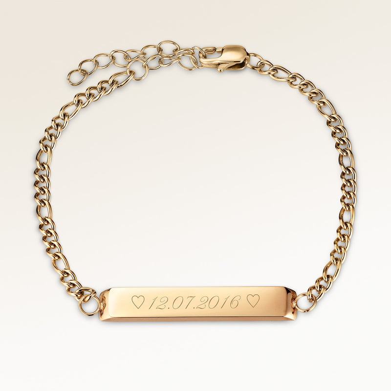 Personalized bar gold bracelet with space for engraving of text or coordinates