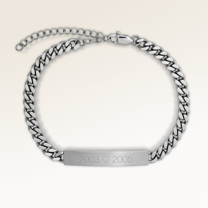 Personalized bar silver bracelet with space for engraving of text or coordinates