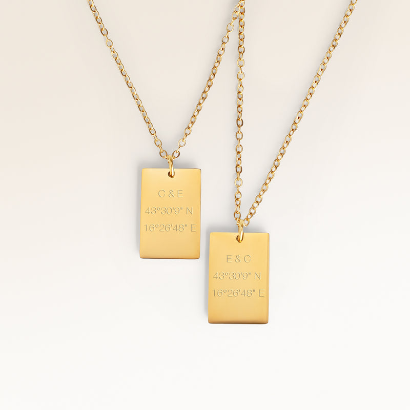 Friendship necklaces, pair of two square necklaces in gold with personalized engraving, from Mon Chou