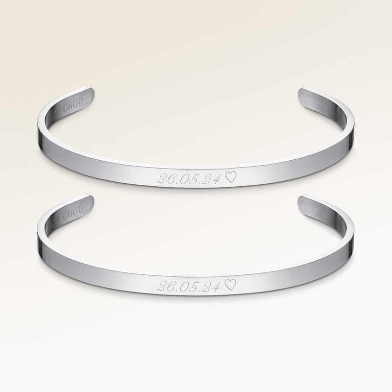 Couples bracelets, pair of two bar bracelets in silver with personalized engraving, from Mon Chou